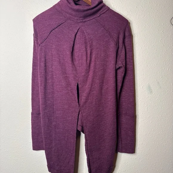 Free People We the Free Split Back Funnel Neck Top Plum Purple Knit Size s - Picture 6 of 12